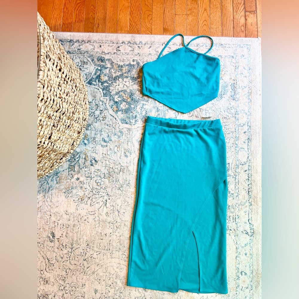 Two piece set